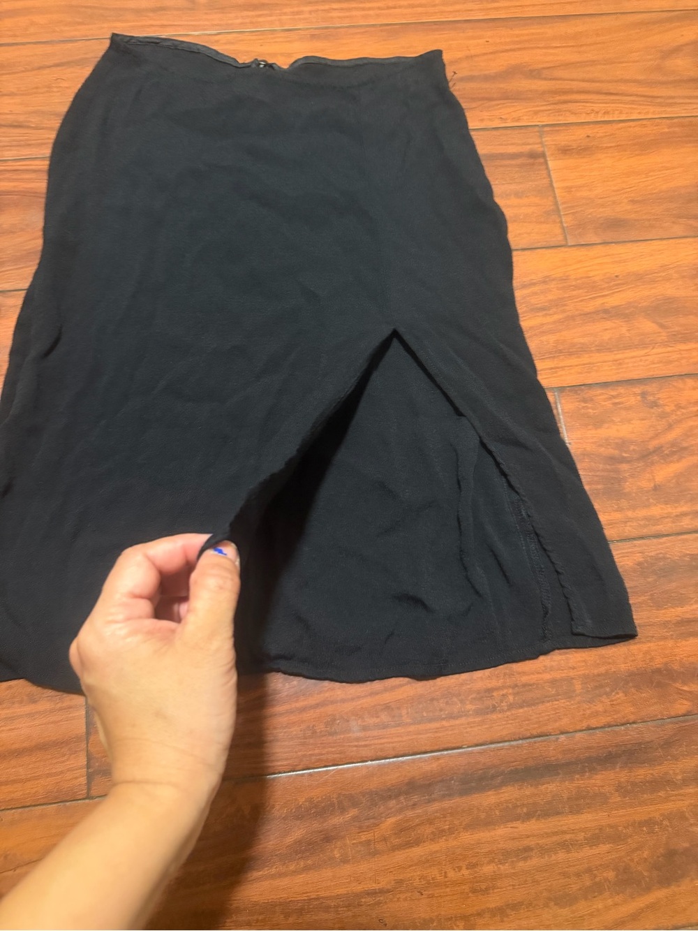 Reformation Black Mini Grace Skirt rayon blend sizes 2 - Picture 4 of 10